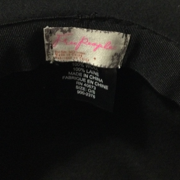 Free People Black 100% Wool Hat - Picture 4 of 6